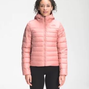 THE NORTH FACE Women’s Insulated & Down Jacket - Medium